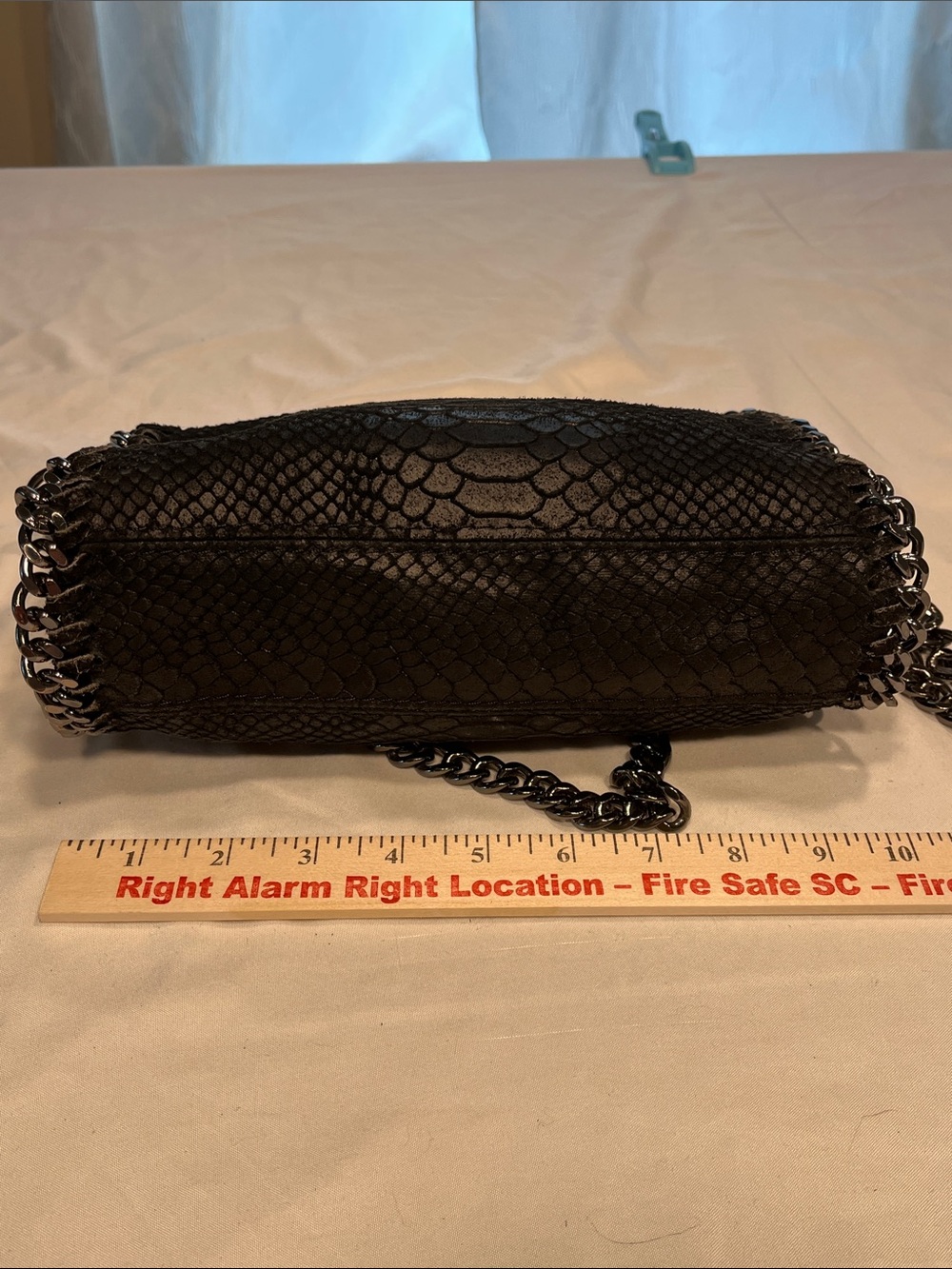 Italian Genuine Leather Snake Embossed Chain Crossbody Shoulder Bag Black - Picture 6 of 11